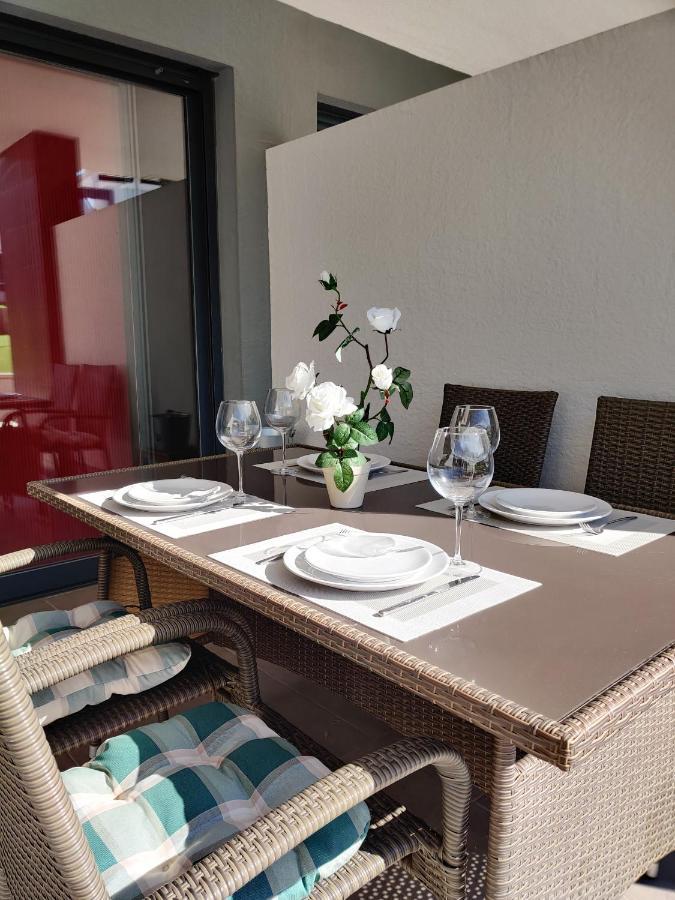 Oasis Beach Apartments Alicante Luaran gambar