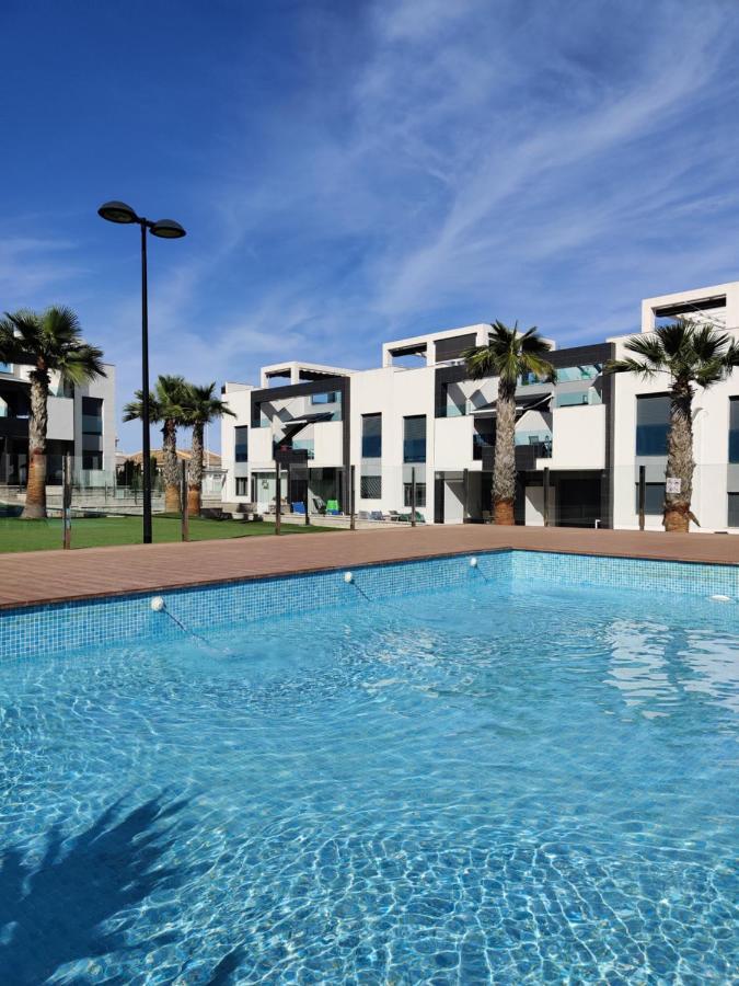 Oasis Beach Apartments Alicante Luaran gambar
